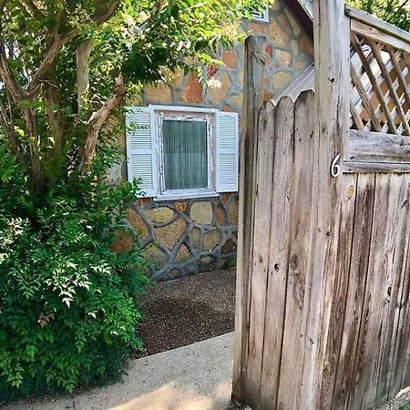 D'Vinery Rock Cottage/ #6 Eureka Springs Luaran gambar